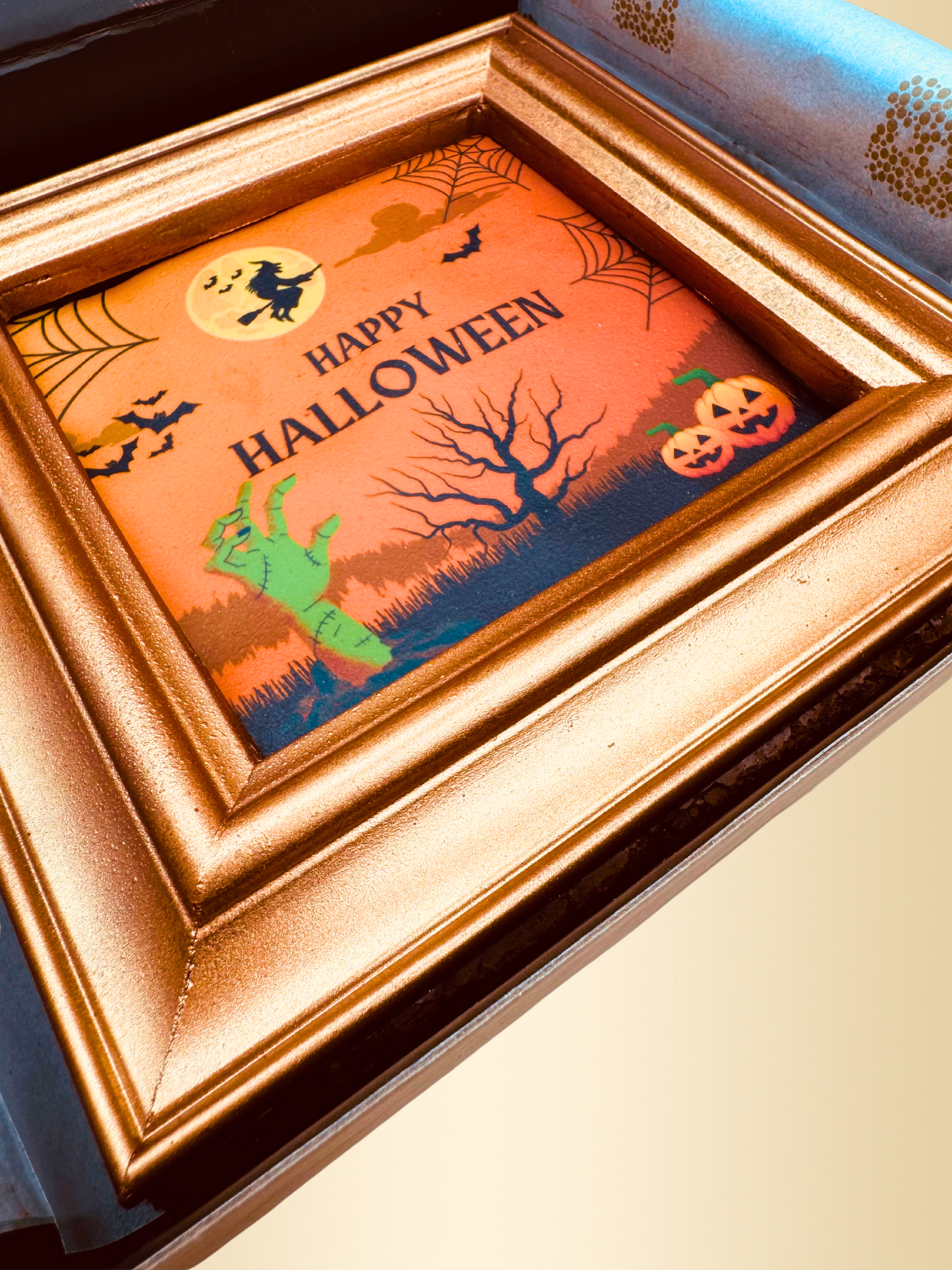 Halloween frame Brownie